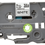 Kleepkirjalint/markeerimislint BROTHER TZE-221 9mm must/valgel analoog