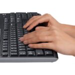 LOGITECH Wireless Desktop MK270 Int